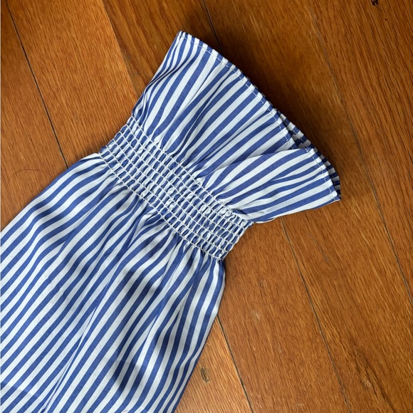 Tuckernuck 3/4 Sleeve Navy and White Striped Blouse - Picture 2 of 4